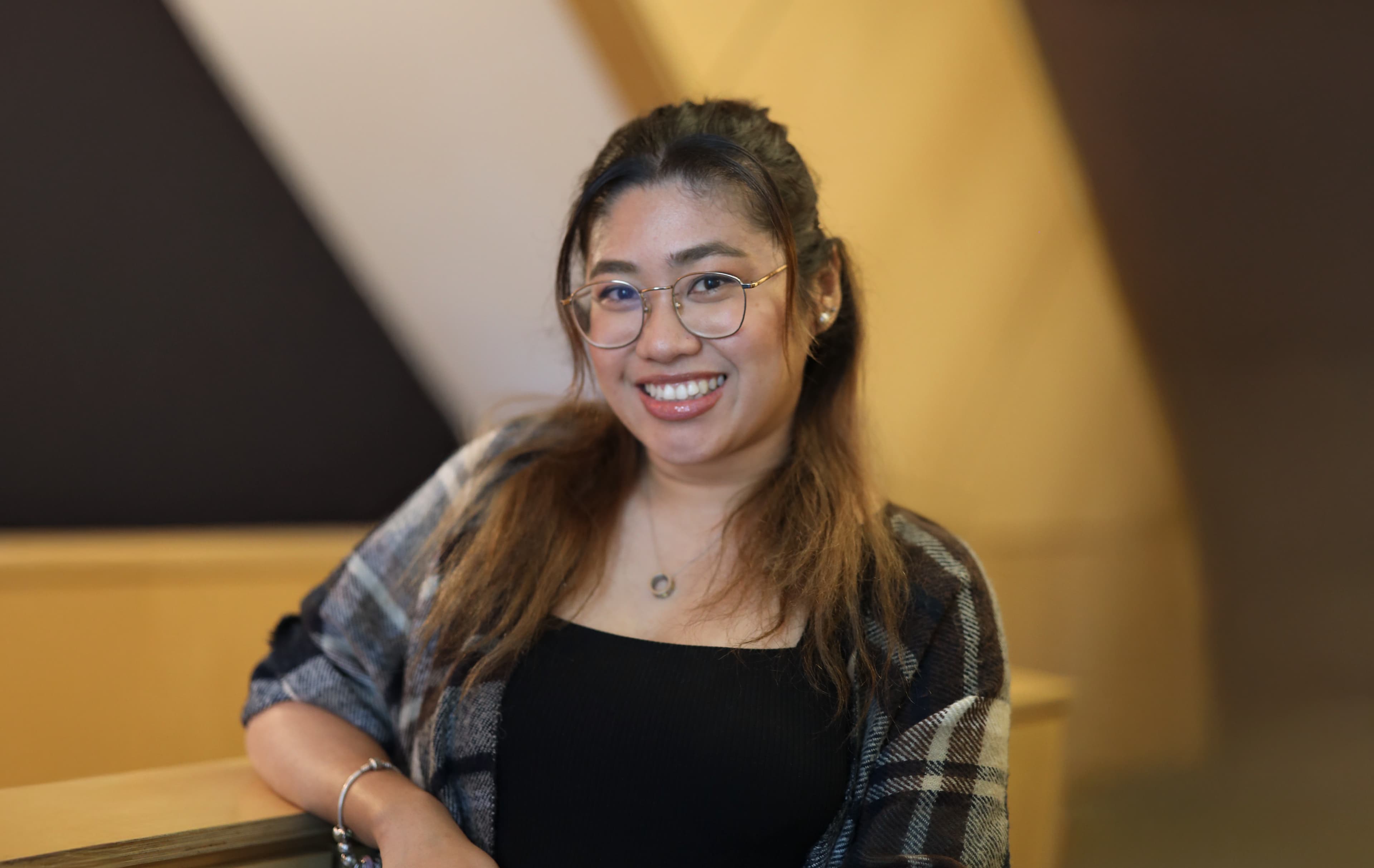 Headshot of Sydney Rocamora